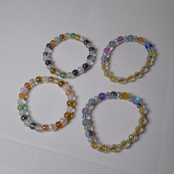 Lot Of 4 Glass Bead Stretch Bracelets - Picture 1 of 10